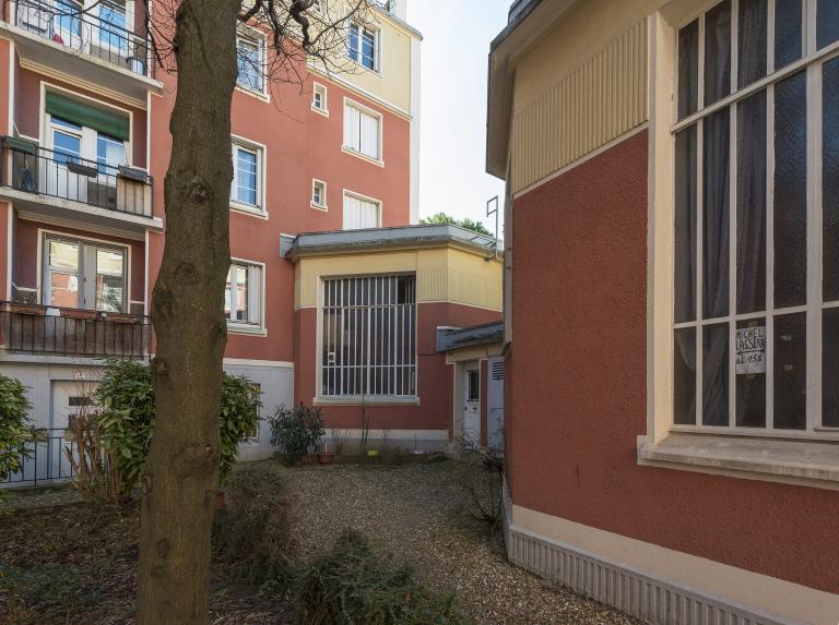 Vue des ateliers situés au rez-de-chaussée (8)