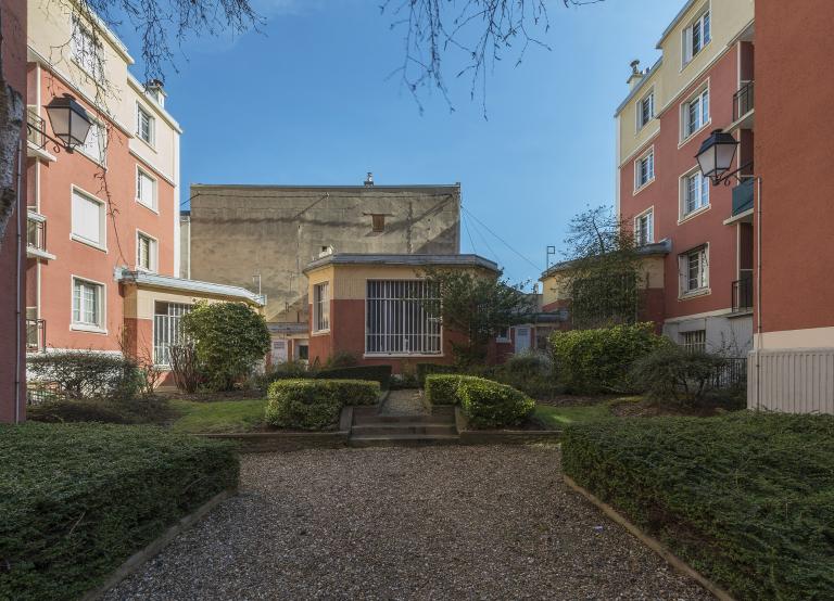 Vue des ateliers situés au rez-de-chaussée (9)
