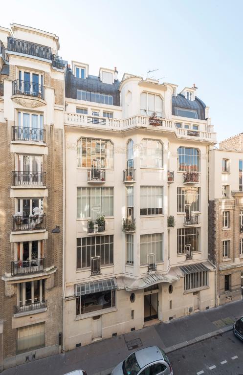 Vue de la façade sur rue de l'immeuble d'ateliers, 7 rue Antoine Chantin