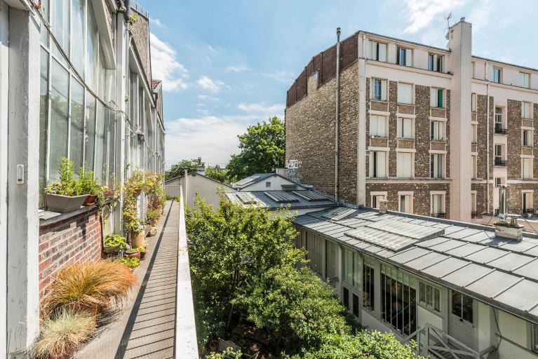 Vue des ateliers en mezzanine (3)