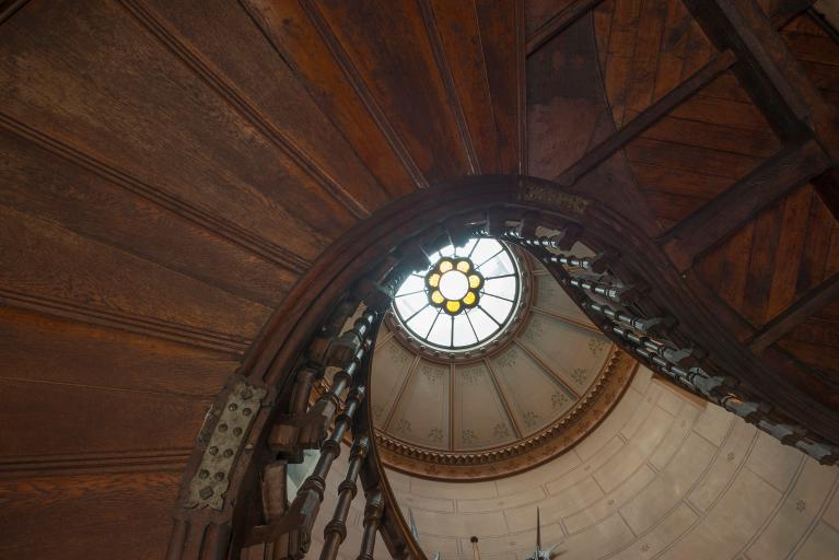 Vue de l'escalier de l'atelier