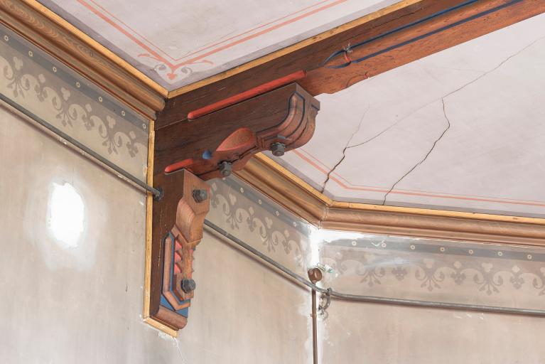 Poutre du plafond (1)