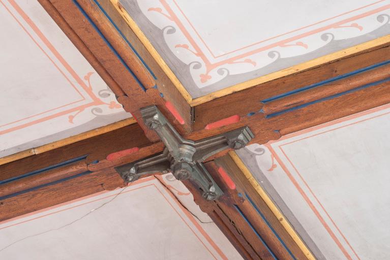 Poutre du plafond (2)