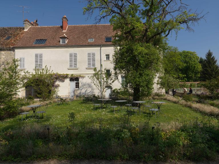 Vue de la façade postérieur du bâtiment principal (4)