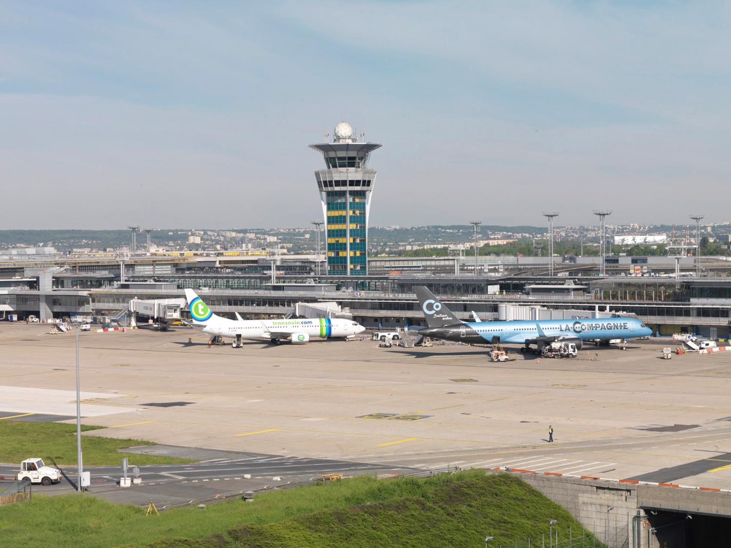 2018, Orly-Sud depuis la tour du poste de contrôle et répartition (PCR), vue prise depuis le sud.