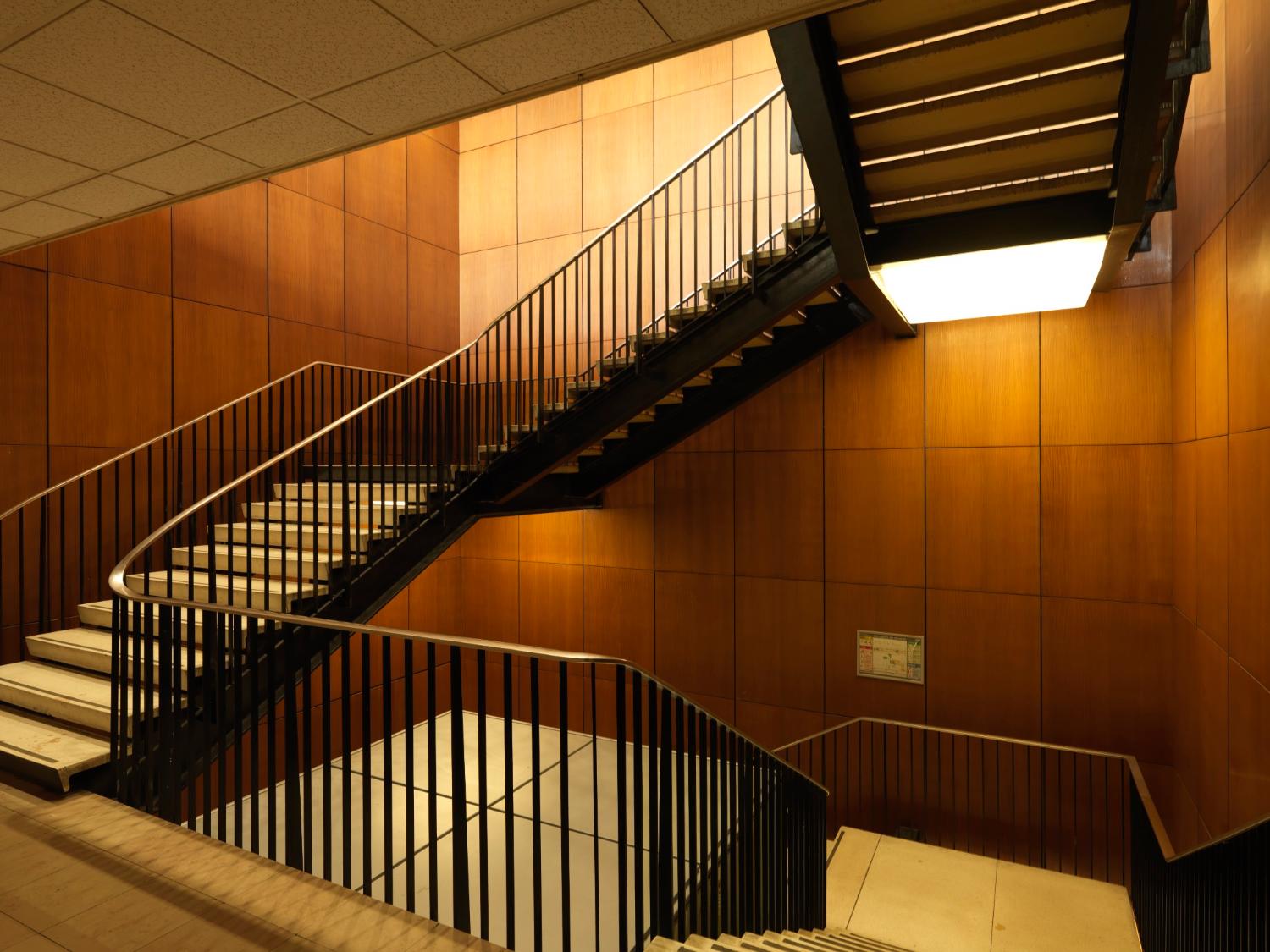 2018, circulation verticale: escalier ouest.