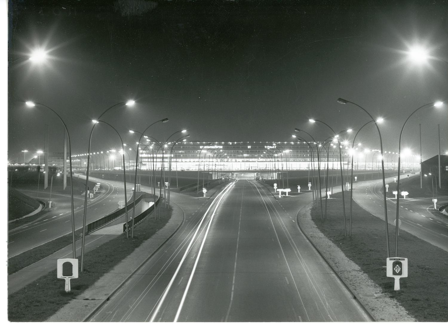 1961, les Installations terminales vues depuis le nord.