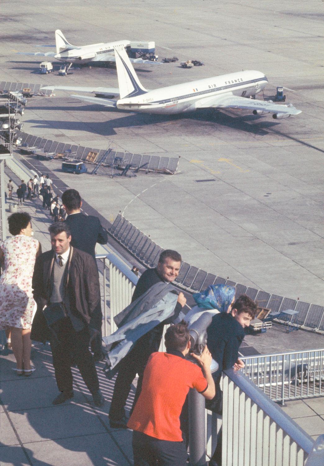 1961, les terrasses, 6ème étage.
