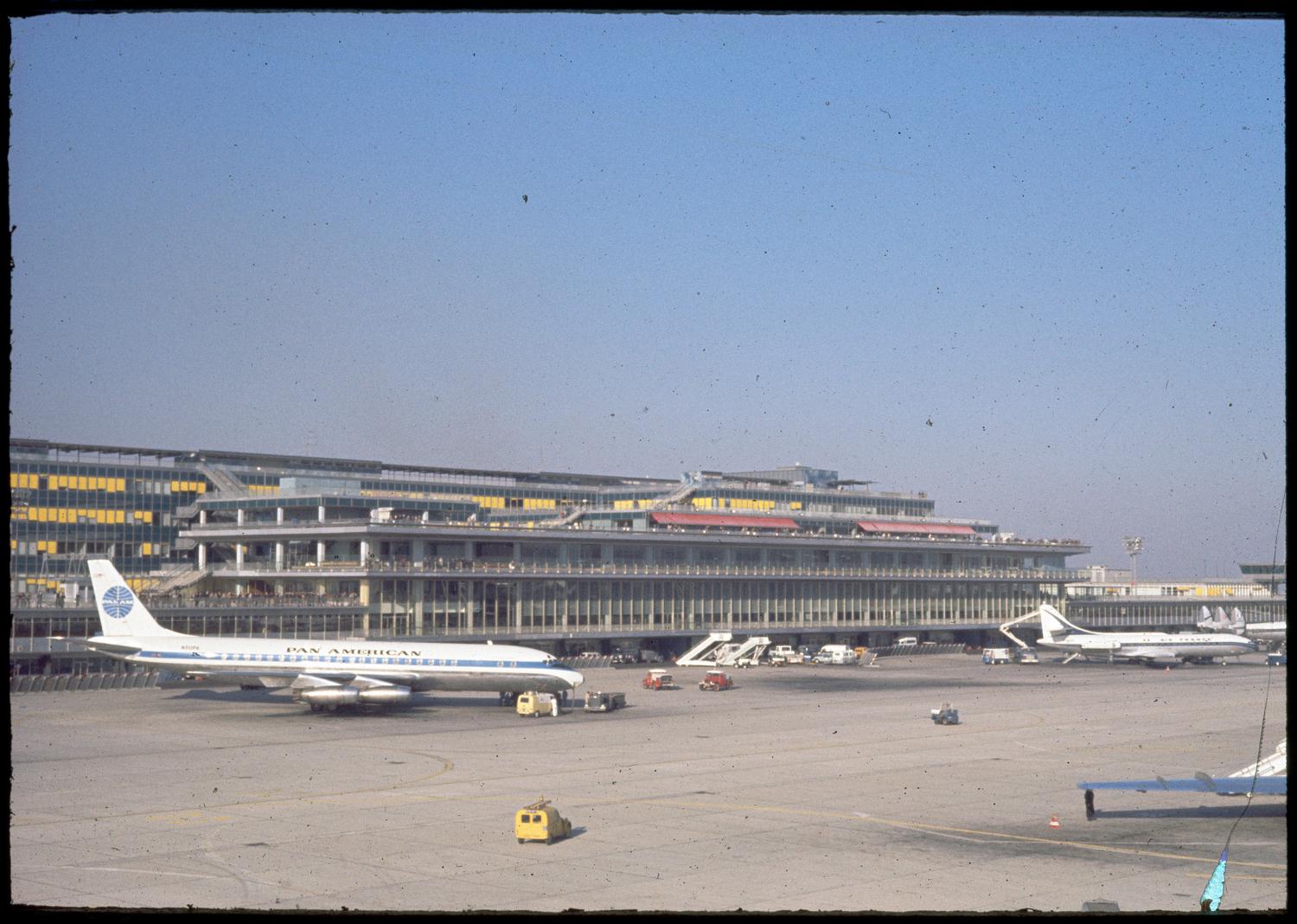 1961 1966, Les Installations Terminales vues depuis le sud ouest.