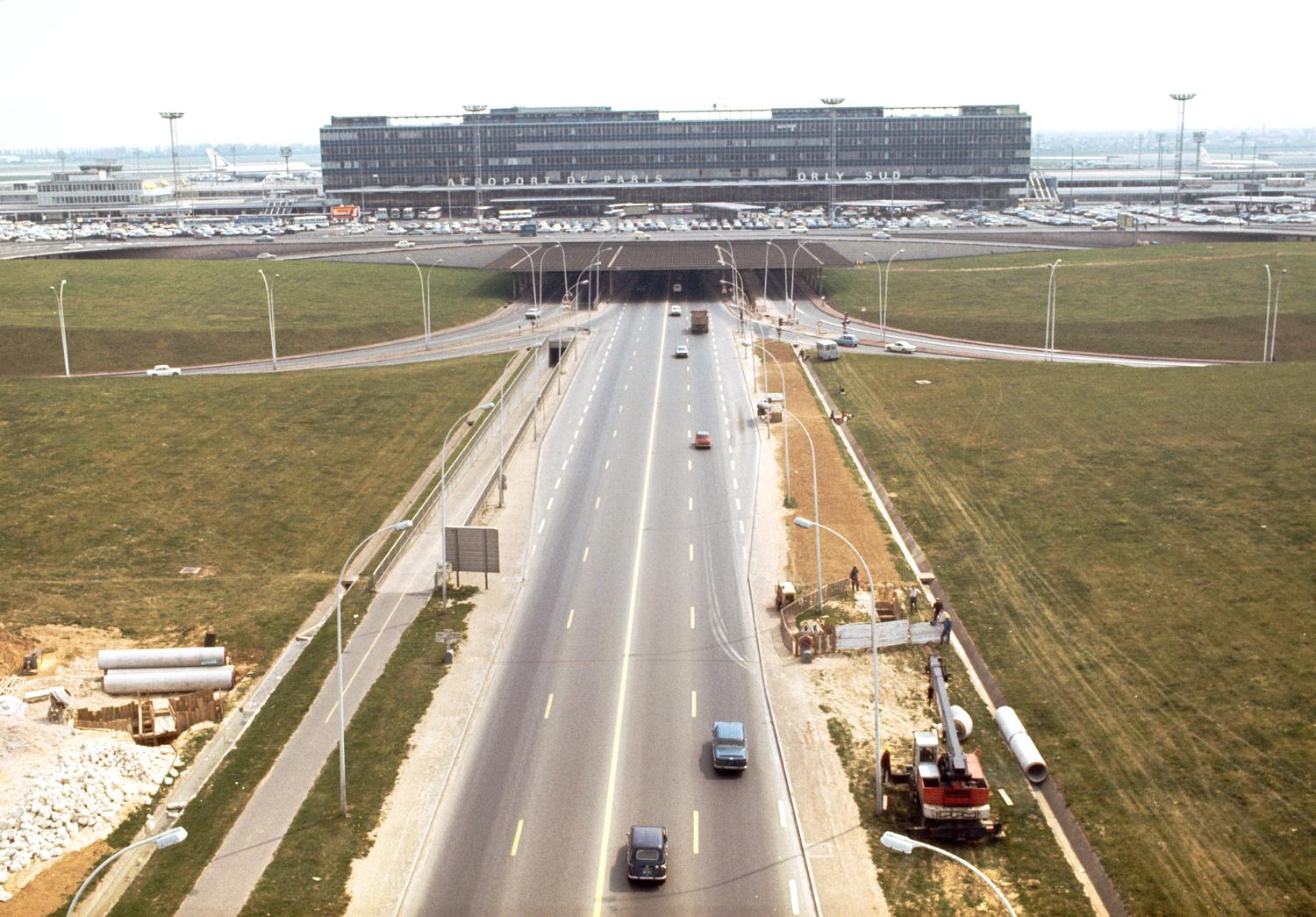 1974, Orly-Sud vu depuis le nord.