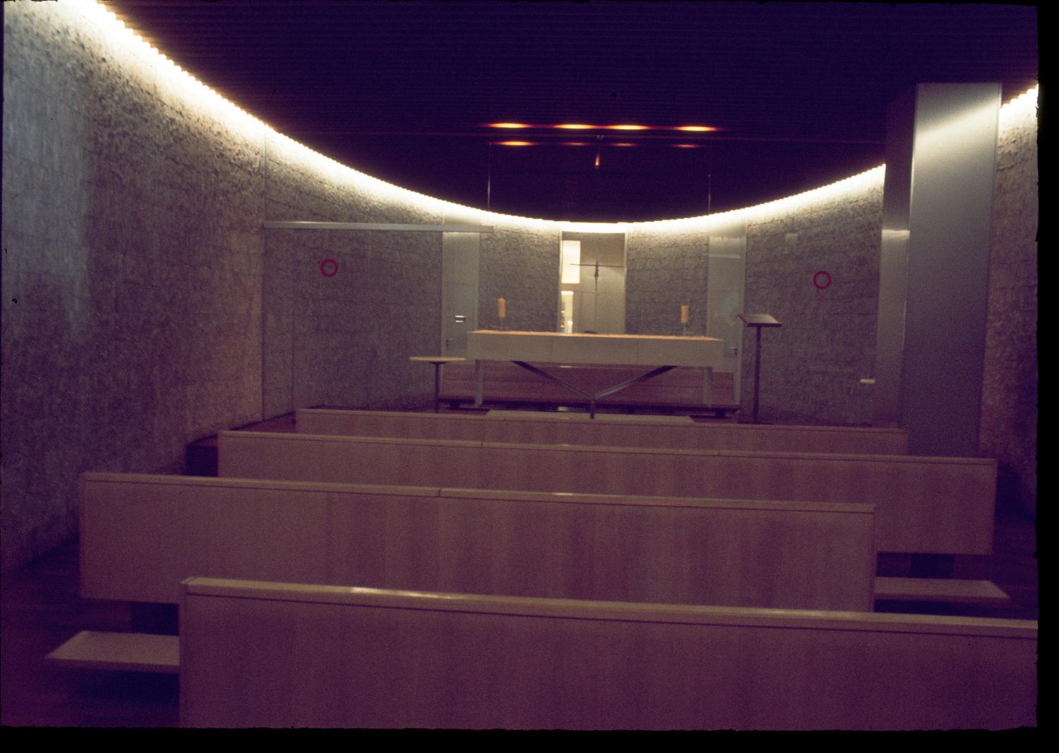 1971, l'oratoire, conception des aménagements: Joseph-André Motte assisté d'André Monpoix, 2ème étage.