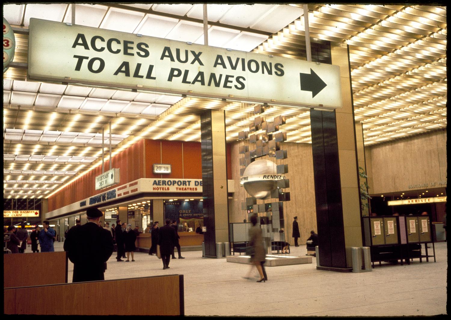1962, le point de rencontre, rez-de-chaussée.