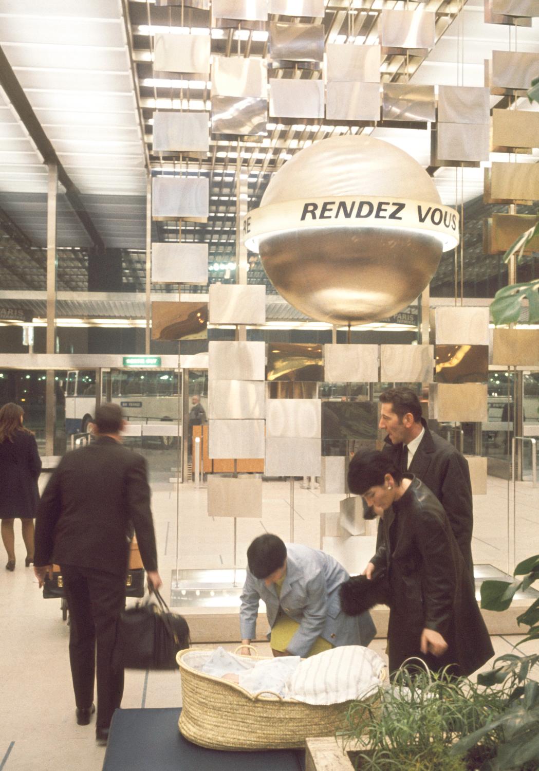 1962, le point de rencontre, rez-de-chaussée.