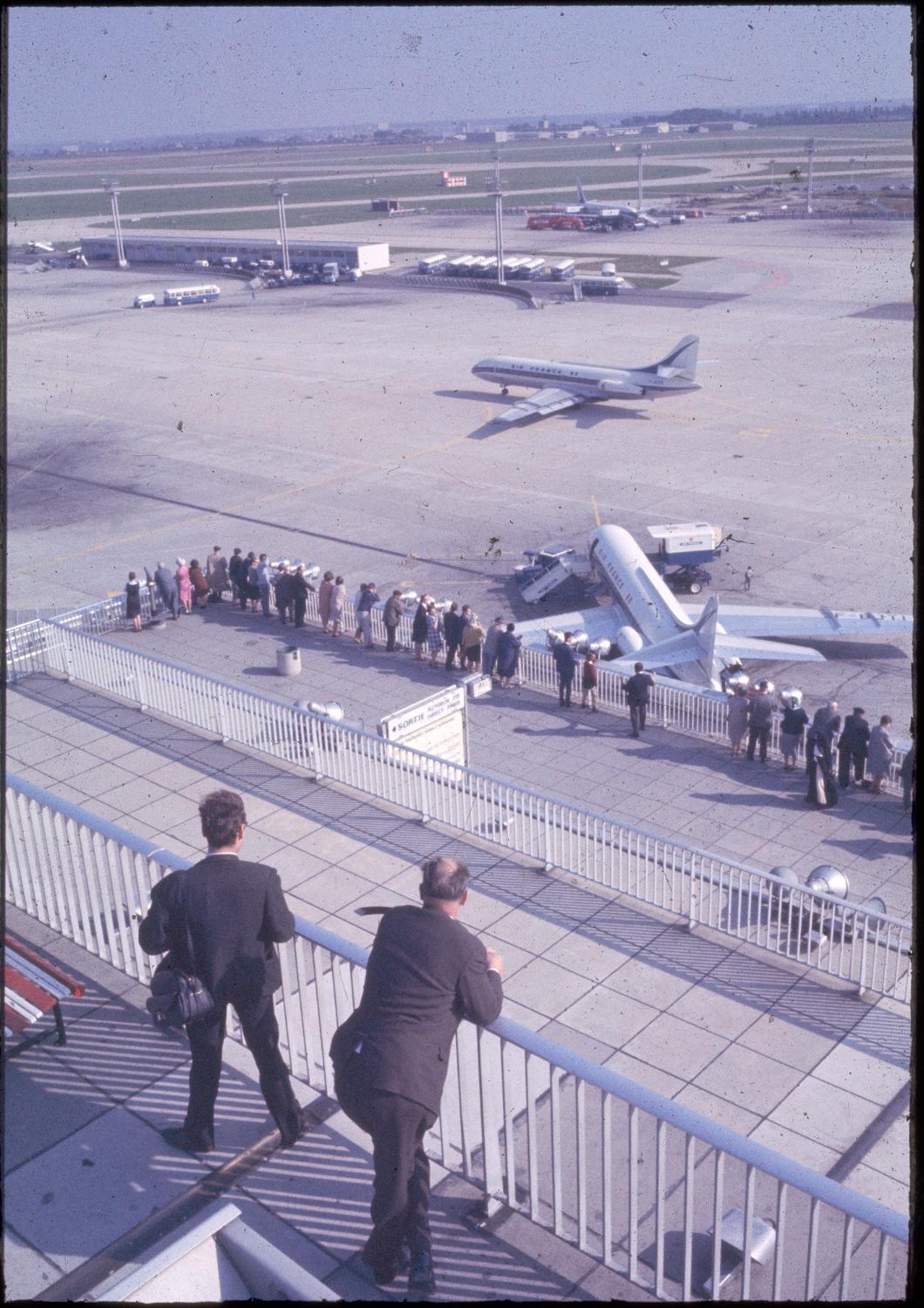 1961, les terrasses, 6ème étage.