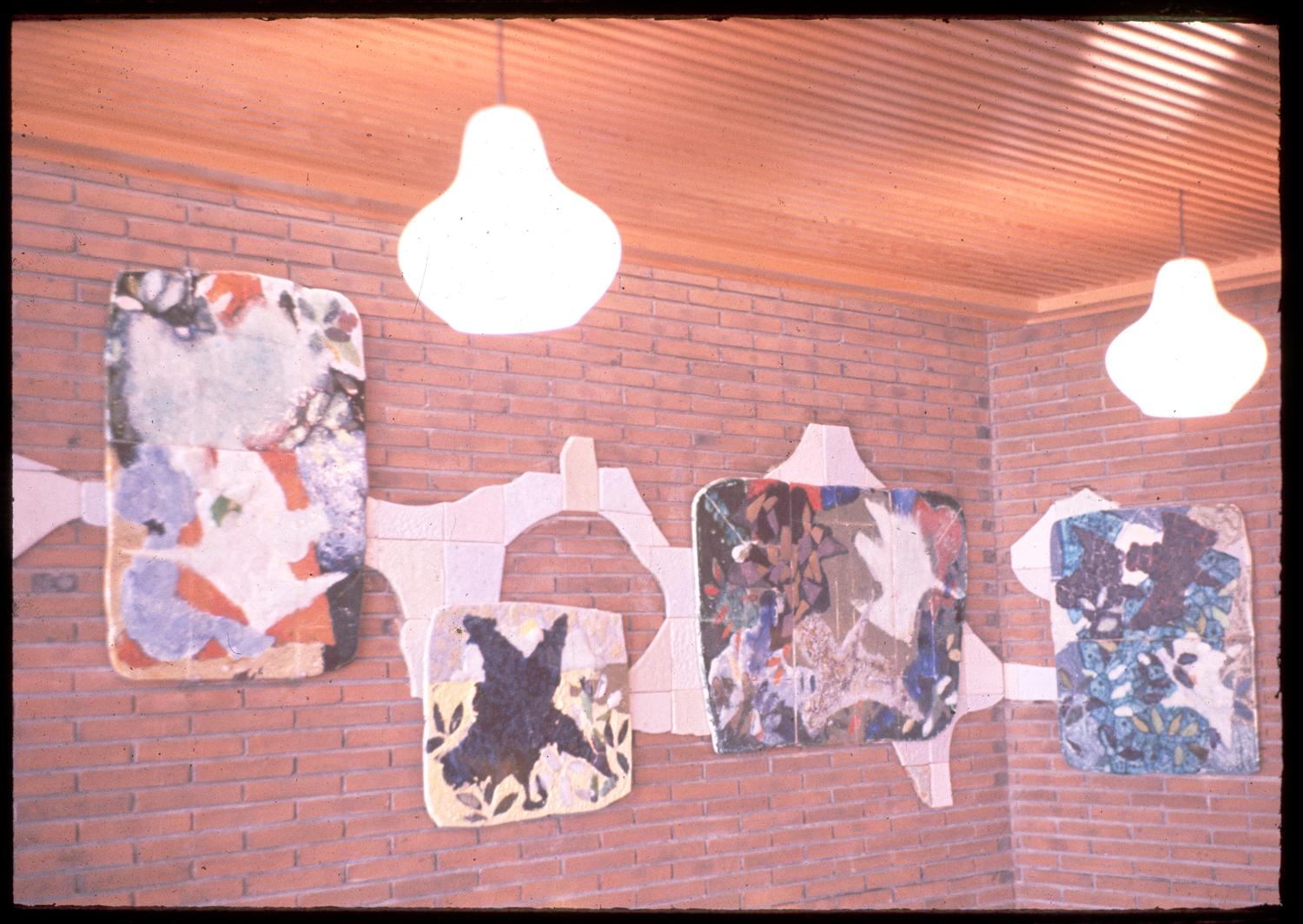 1961, le Tournebroche, décor: céramique de Henri Plisson, 3ème étage.
