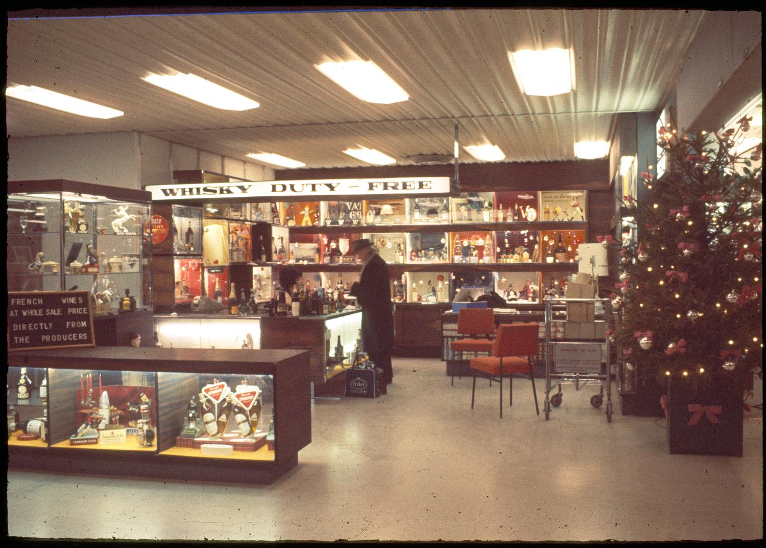 Commerces, Aérogare-Sud.