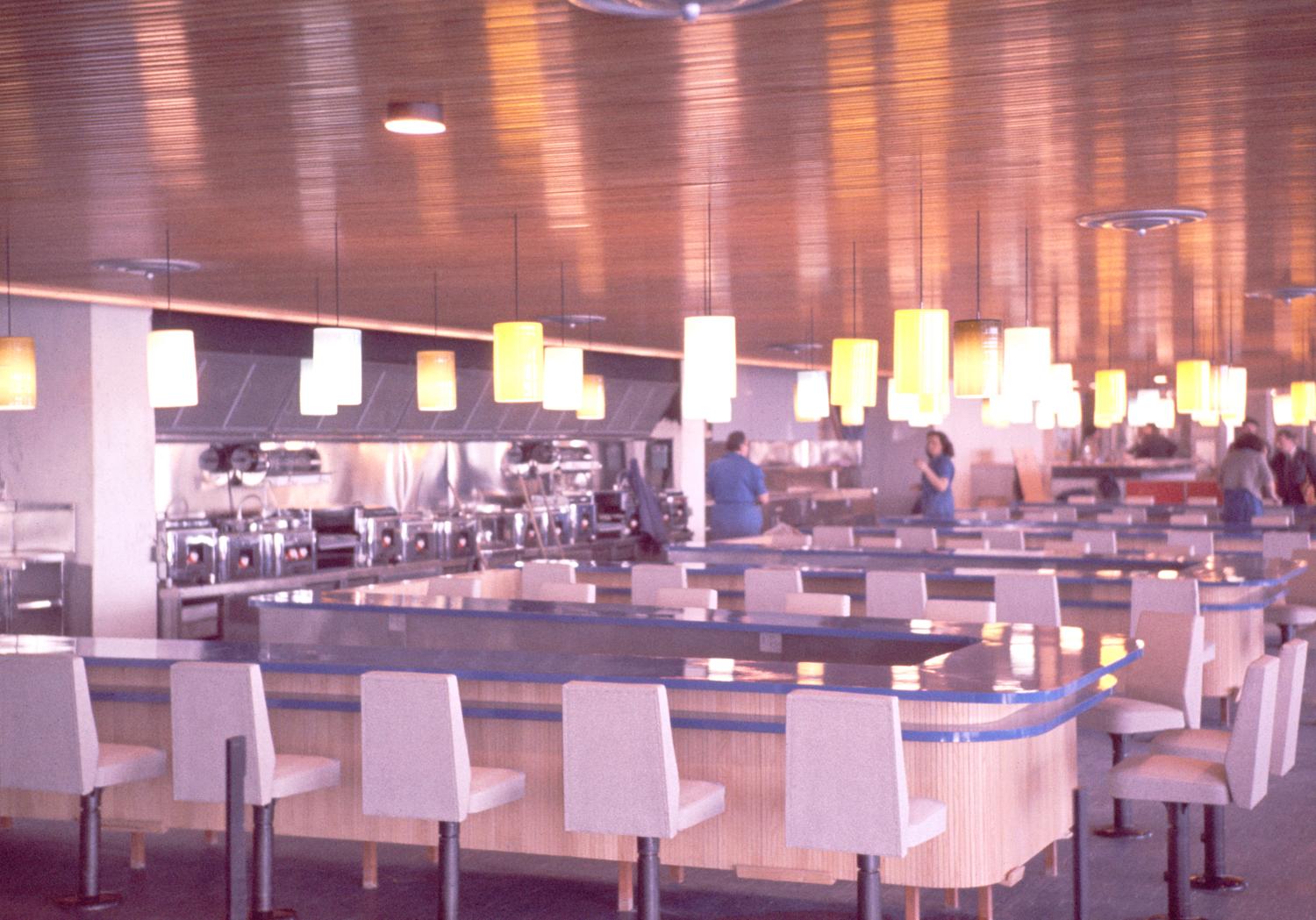 1961, le Snack-bar, 3ème étage.