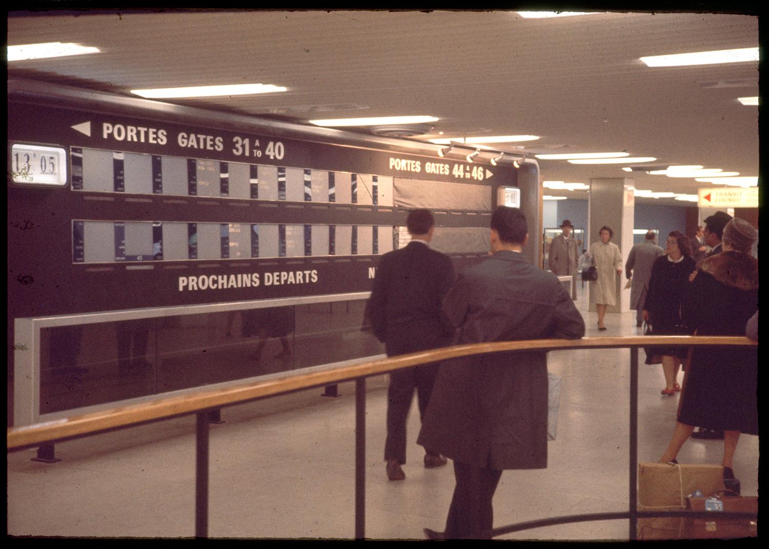 1969, le Transit (zone internationale), 1er étage.
