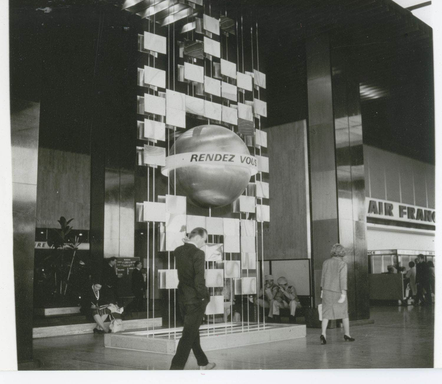 1966, le point de rencontre, rez-de-chaussée.