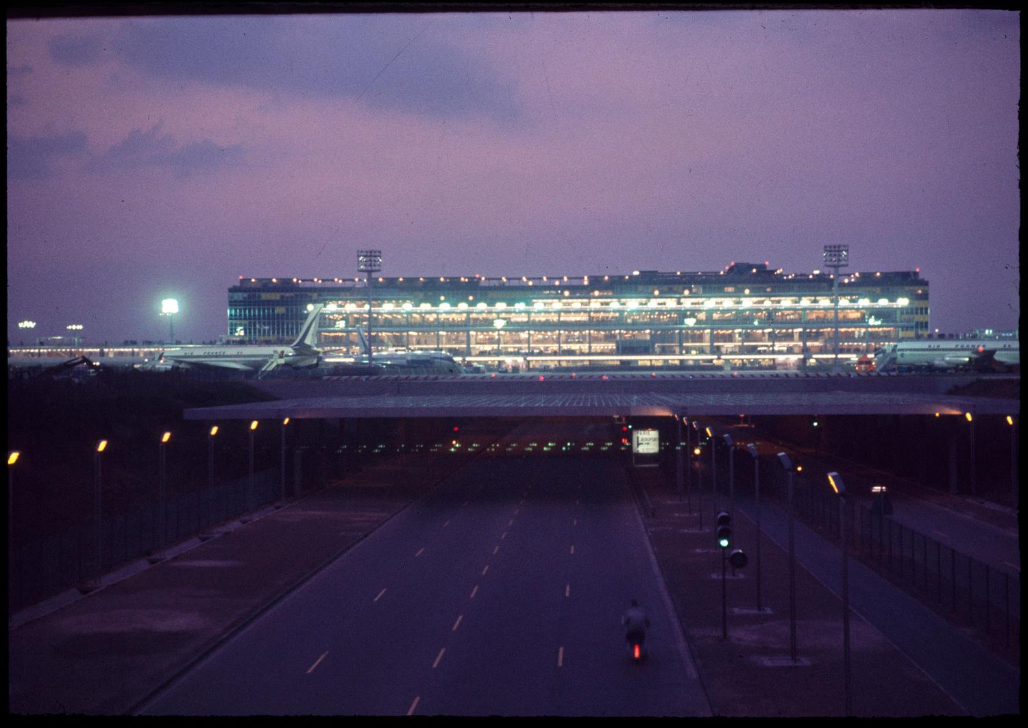 1961 1966, les Installations Terminale vues depuis le sud.