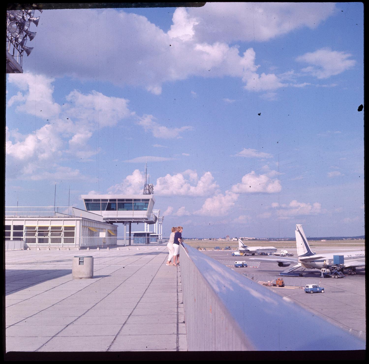 1961, la terrasse de la jetée est, 2ème étage. 