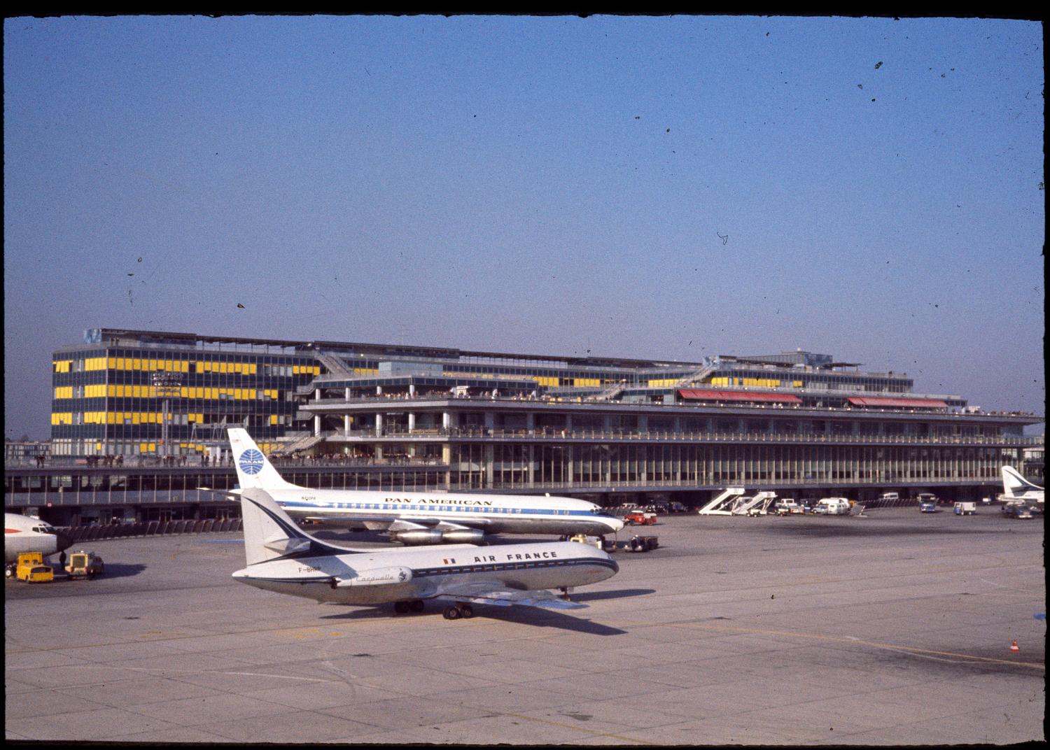 1968, les terrasses vue depuis les pistes.