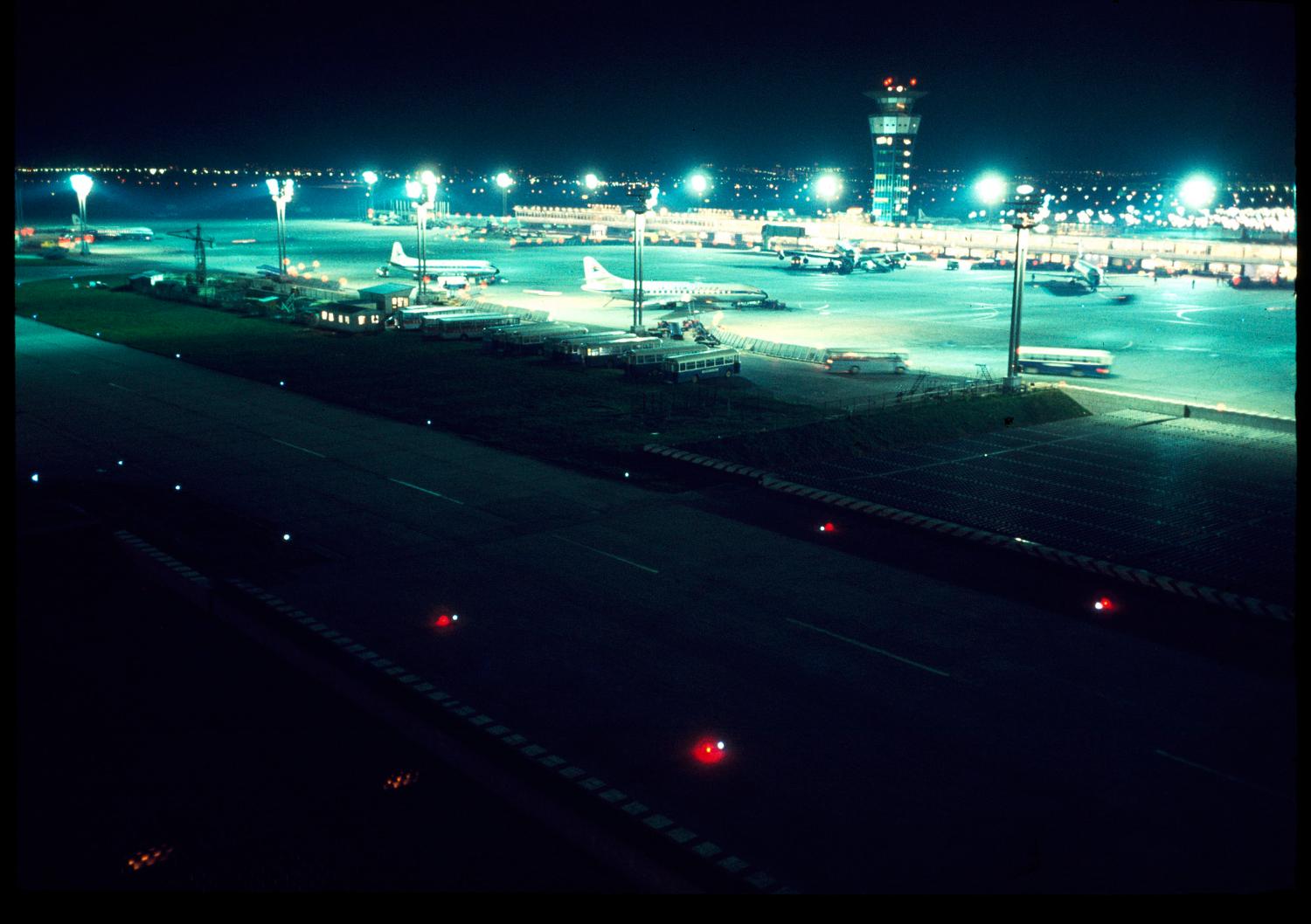 1968, les Installations Terminales vues depuis la tour du PCR.
