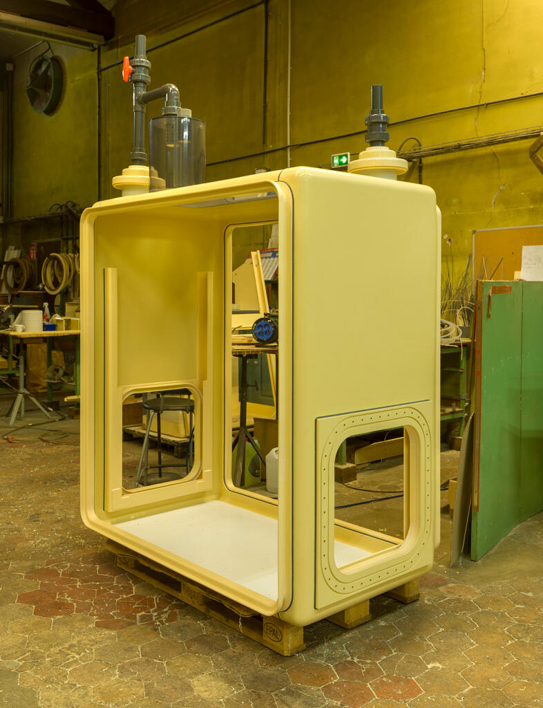 Enceinte de confinement en PVC. 