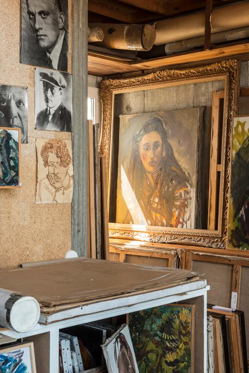 Portrait d'Anne Szulmaster à la robe jaune