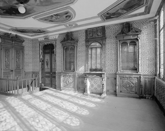 Intérieur, mur côté logis.