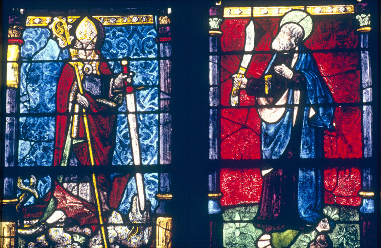 Panneaux supérieurs des lancettes gauche et droite.