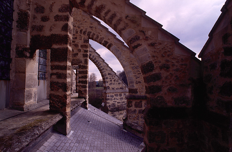 Contreforts de la partie sud.