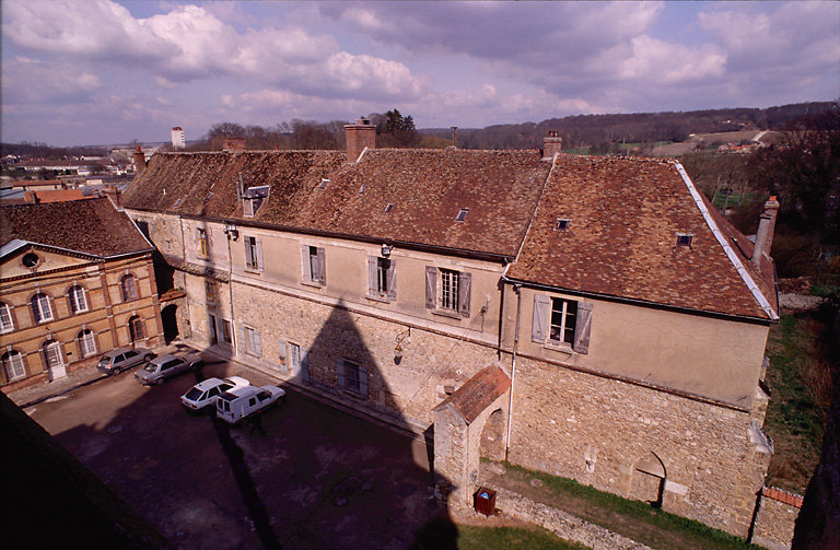 Abbaye de Bénédictins Saint-Pierre, puis église paroissiale Saint-Prix