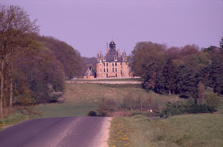 Ensemble vu depuis la route.