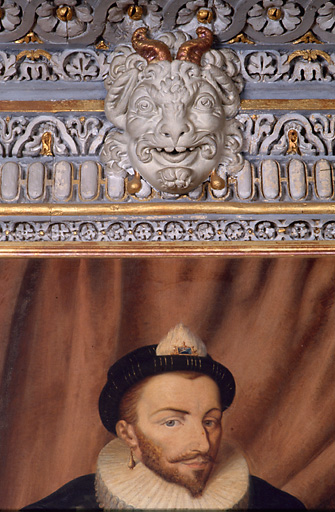 Détail du portrait d'Henri III au-dessus de la cheminée du salon.