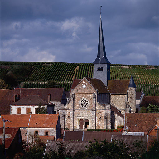 Ensemble vu depuis l'ouest.