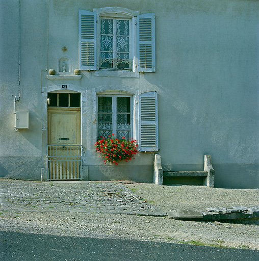 Vue rapprochée du logis.