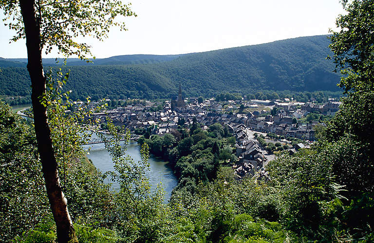 Le centre ancien et ses abords, vus depuis le point de vue du 'Relais'.