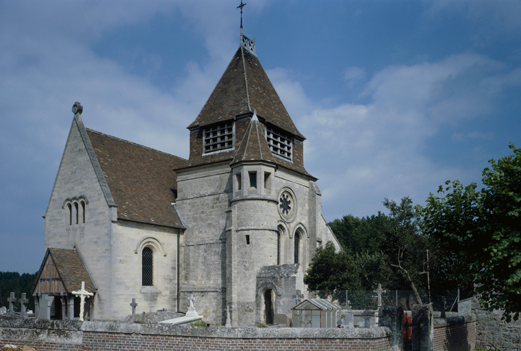 Ancien prieuré de clunisiens Saint-Pierre et Saint-Nicolas (église paroissiale Saint-Hubert)