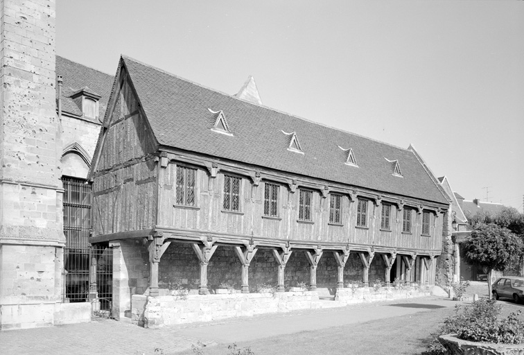 Vue d'ensemble, élévation est.