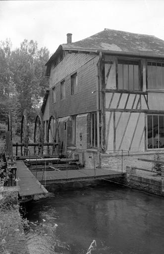 Bâtiment d'eau, flanc sud.