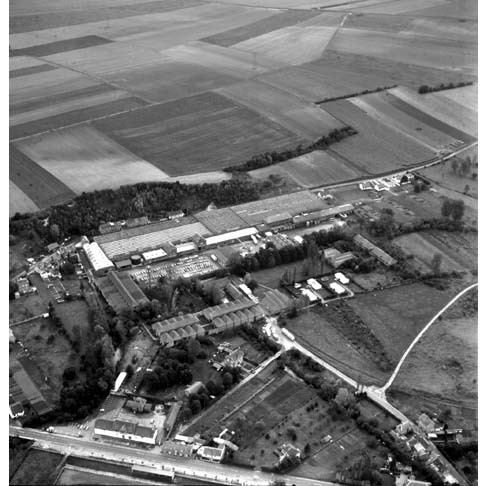 Vue aérienne du magasin de commerce.