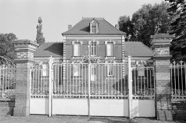 Logement patronal, élévation antérieure.