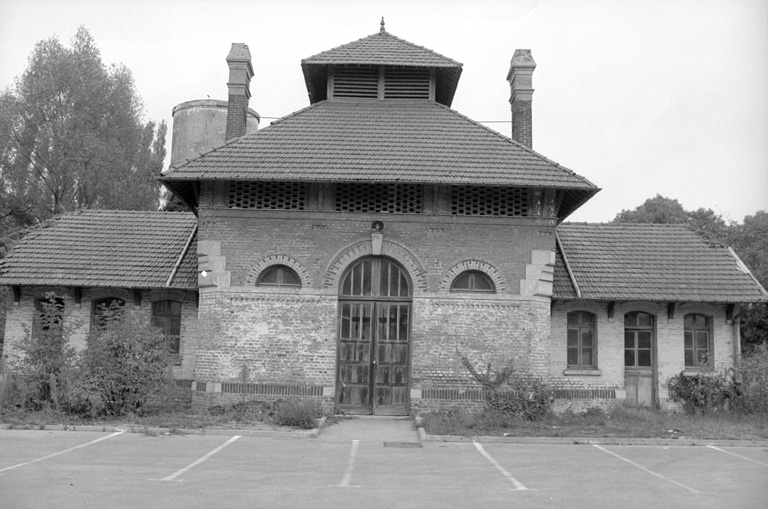 Magasin de commerce (11, rue Jean Jaurès), dépendances, élévation antérieure.