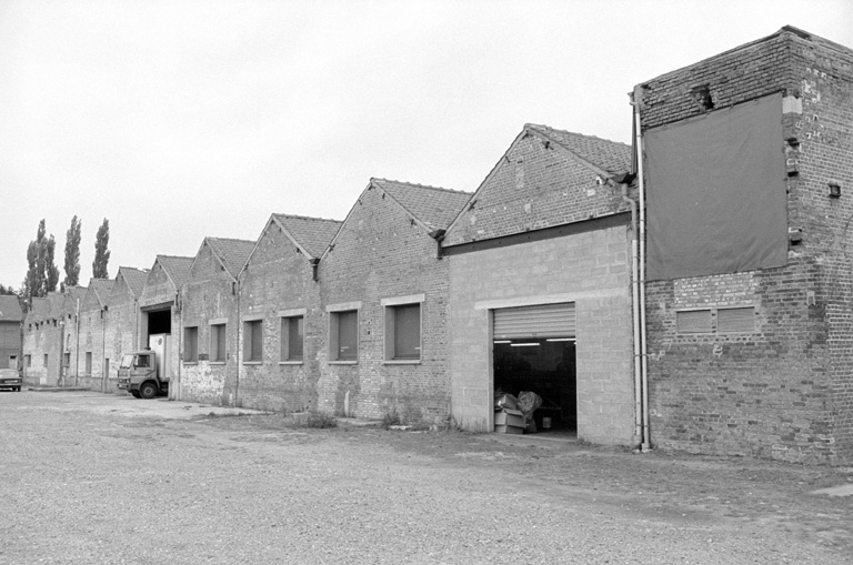 Atelier de fabrication, vue partielle.