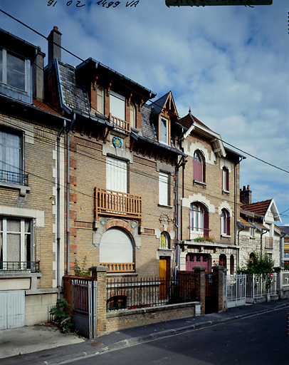 Elévation sur la rue