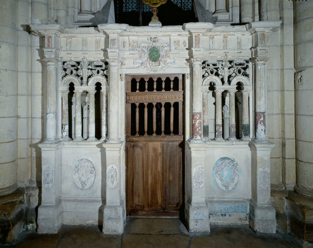 Clôture de la 4e chapelle du bas côté sud du choeur.