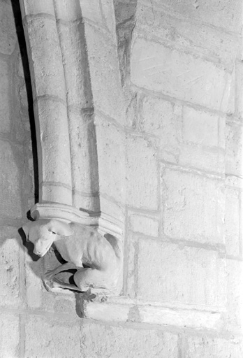 Culot de la 5e chapelle sud du choeur.