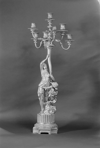 Chandeliers (2), Candélabres, paire.