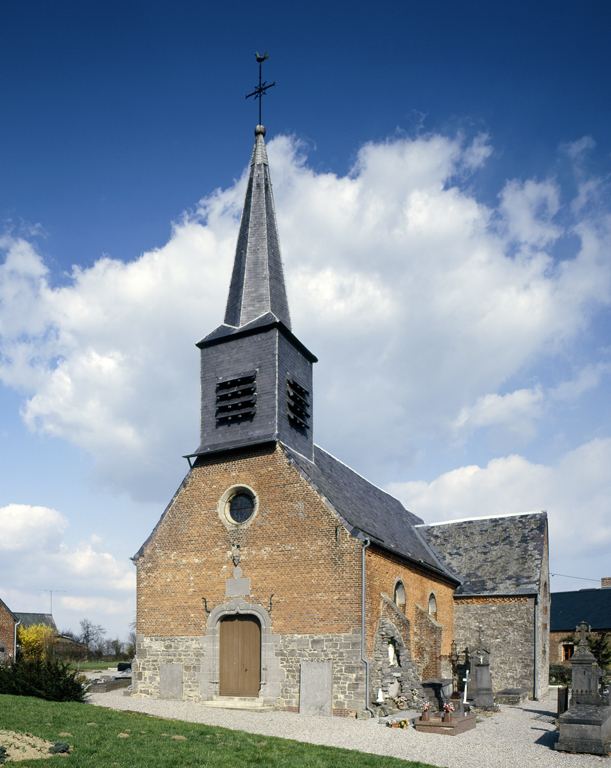 Le Sart, Grande-Rue : église paroissiale Sainte-Elisabeth. ; Fesmy-le-Sart : le Sart, église Sainte-Elisabeth. ; Vue générale depuis le sud-ouest.